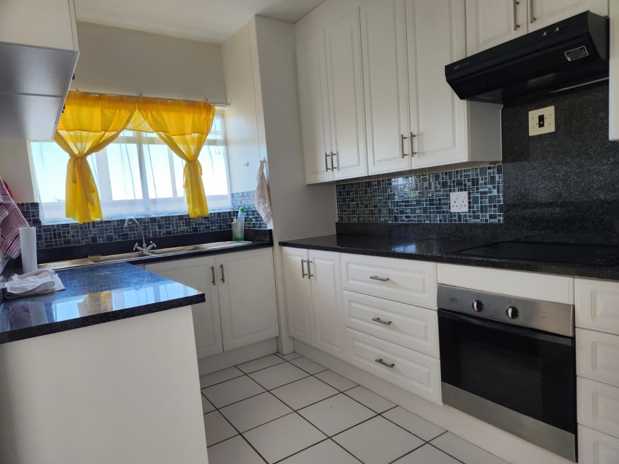 2 Bedroom Property for Sale in Humewood Eastern Cape